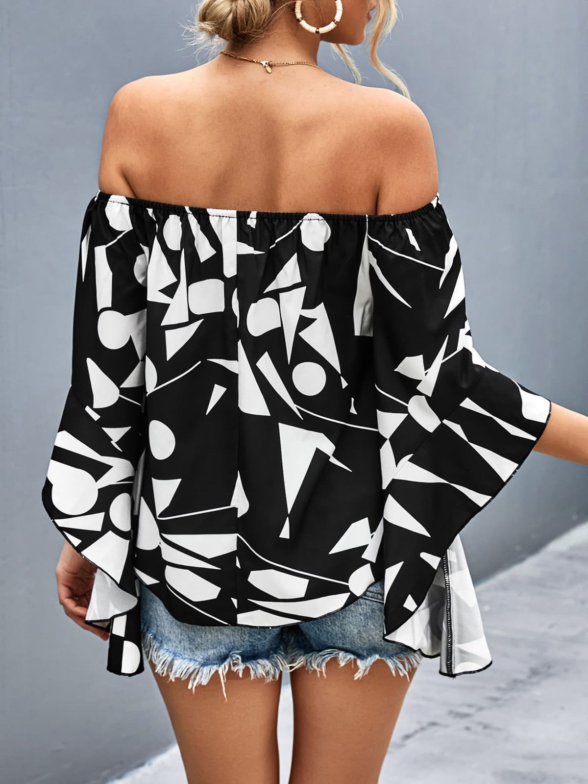 Printed Off-Shoulder Bell Long Sleeve Blouse Black & White