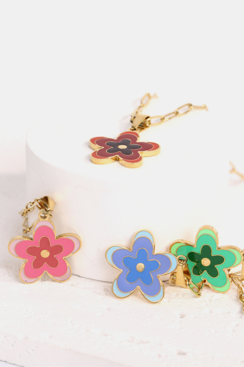 Flower Pendant Necklace